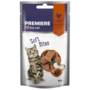 Emballage de friandises pour chats présentant un chat tigré gris, étiqueté "PREMIERE I love my cat Soft Bites," avec du foie de poulet et de la pomme.