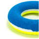 Blaues und gelbes Hundespielzeugring aus weichem Filz, mit einem kreisförmigen Design und einem weißen Streifen.