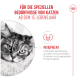 Schwarz-weiß Nahaufnahme eines Katzenkopfes mit deutschem Text über Nierengesundheit für Katzen ab 15 Jahren.