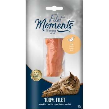 Katzensnack-Packung: vakuumverpacktes Entenfilet 'Filet Moments to enjoy', Bild einer entspannten Tigerkatze, Siegel '100% FILET', 30 g.
