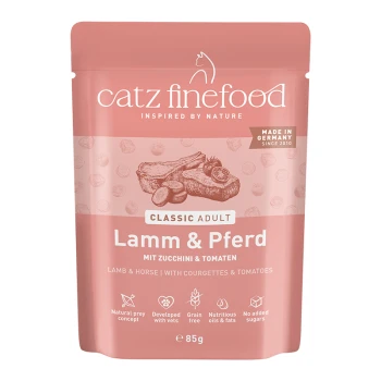 Nourriture pour chat Catz Finefood Classic Adult Agneau & Cheval avec courgettes et tomates, sans céréales, sachet de 85g, fabriqué en Allemagne.
