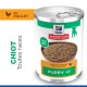 Boîte d'aliment humide pour chiot Hill's Science Plan (pâté en tranche), l'étiquette indique 'PUPPY <1', 'Pâté en tranche', 'Recette saine au poulet'