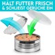 Tierfutterdose mit einem Aufreißdeckel, die Futter zeigt. Text: "HÄLT FUTTER FRISCH & SCHLIEßT GERÜCHE EIN," was Frische und Geruchskontrolle anzeigt.