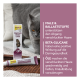 Graue Katze neben Tube und Schachtel der GimCat Malt-Soft Paste Extra; rechtes Feld zeigt den deutschen Text MALZ & BALLASTSTOFFE.