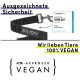 Schwarzes Sicherheitsgeschirr für Haustiere mit Metallclip, mit "STUCH," "Ausgezeichnete Sicherheit," "Wir lieben Tiere," und PETA-zugelassenem veganem Logo.