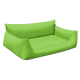 Helles grünes Haustiersofa mit niedriger Rückenlehne und Seitenkissen, entworfen für Komfort und Stil.
