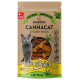 Emballage de friandises pour animaux de compagnie pour "Cannacat Chicken Snack" avec un chat gris, contenant 80 % de poulet, du chanvre, sans OGM, blé ou sucre.
