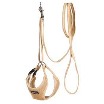 Beige Haustiergeschirr- und Leinen-Set mit atmungsaktivem Mesh-Design und Metallclips, ideal für Hundespaziergänge.
