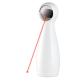 Ein schlanker weißer Laserpointer-Spielzeug für Haustiere, der einen roten Laserstrahl von seiner abgerundeten Oberseite projiziert.