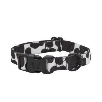 Schwarzer und weißer Hundehalsband im Kuhmuster mit einer Kunststoffschnalle und einem Metall-D-Ring zur Befestigung der Leine.