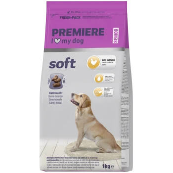 Hundefutterbeutel mit der Aufschrift „Premiere I love my dog Senior soft“, mit sitzendem Golden Retriever und wichtigen Merkmalen wie 60 % Geflügel, saftig & weich, unterstützt die Verdauung.