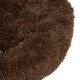 Nahaufnahme eines flauschigen, runden, braunen Haustierbettes mit einer weichen, strukturierten Oberfläche, ideal für kleine Hunde oder Katzen.