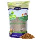 Zwei Beutel Lyra Pet Nature Power getrocknete Soldatenfliegenlarven, mit einer Schildkröte und kleinen Säugetieren, beschriftet mit "100% natürlich" und "reich an Protein."