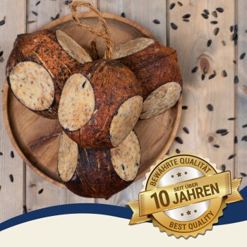 Ein Holzbrett zeigt runde, strukturierte Haustierleckereien mit dunklen äußeren Schichten und hellen Füllungen, mit einem "Beste Qualität" Abzeichen.