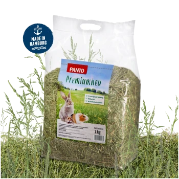 PANTO Premiumhay Verpackung mit einem Kaninchen und einem Meerschweinchen, mit einem 1 kg Nettogewichtsschild und dem Siegel 'Made in Hamburg'.