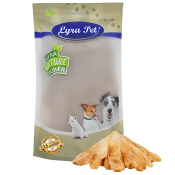Kaninchenohren 1 kg Lyra Pet Hundeleckerlis Verpackung mit einem beigen Design und Bildern eines Hundes, einer Katze und einem kleinen Hund, sowie einem Haufen Leckerlis davor.