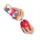 Hände drücken KONG Easy Treat-Paste in ein rotes KONG-Hundespielzeug, weiße Füllung sichtbar.