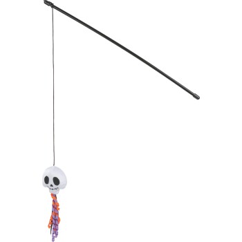 Zwarte kattenhengel met lange zwarte stok en hangend wit schedelpluche met oranje en paarse lintstaarten