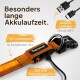 Bild einer leuchtend orangefarbenen Hundeleine mit einem USB-C-Ladeanschluss, mit Text über die Akkulaufzeit (7-8 Stunden) und Kapazität (300 mAh).