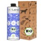 Flasche mit biologischem Leinsamenöl, beschriftet mit "BIO Leinöl", mit einem blauen Design, das Hunde und Katzen zeigt, neben einer braunen Pappschachtel mit Tierillustrationen.