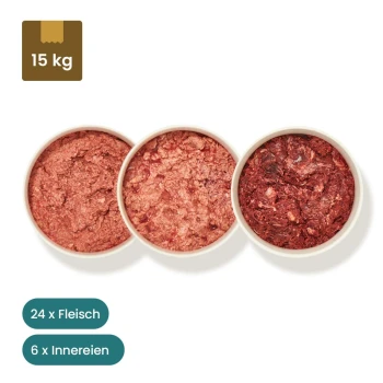 Rohe Hundefutterpakete mit den Aufschriften "Rentier", "Pferdefleisch" und "Geflügelfleisch" mit Schalen von Hackfleisch und "15x Fleisch" und "15x Geflügel."