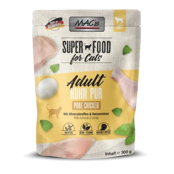 MAC's Super Food für Katzen, Adult Huhn Pur, Pure Chicken, 300g Verpackung mit Hühnerstücken, einem Ei und grünen Kräutern.
