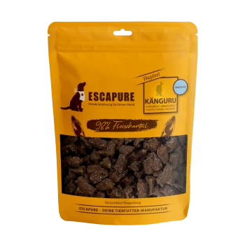Gelbe Tüte Escapure Känguru-Hundeleckerlis mit 98 % Fleischanteil, gekennzeichnet als sensibel und mit recycelbarer Verpackung.
