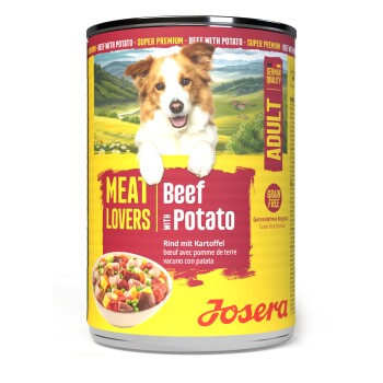 Dose Josera Hundefutter mit Aufschrift 'Meat Lovers — Beef with Potato', zeigt einen lächelnden Hund und deutlich sichtbare Schriftzüge 'Adult' und 'Grain Free'.
