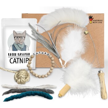 "CATDAD" Deluxe Set mit 9 beliebten Katzenspielzeugen aus Naturmaterial und handgemachtem Armband