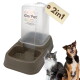 GarPet 2in1 brauner Futter- und Wasserspender mit klarem Vorratsbehälter, Anhänger '2in1', gezeigt mit Katze und Hund.