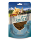 Die Verpackung von DeliBest Katzensnacks zeigt eine verspielte orange und getigerte Katze, die 93% Fleischgehalt, keinen Zucker und hohe Akzeptanz betont.