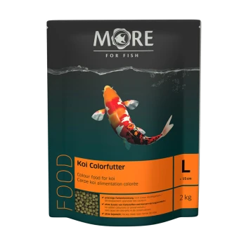 Koi Colorfutter 2 kg Futterbeutel mit bunter Koi-Fischillustration, die die reichhaltige Farbentwicklung und kein Sojamehl bewirbt.