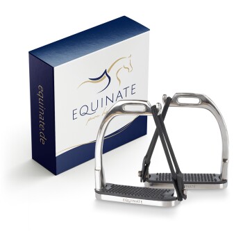 Edelstahl-Pferdestirrup mit Gummisohlen, neben einer blau-weißen Box mit der Aufschrift "EQUINATE" und "equinate.de" ausgestellt.