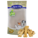 Lyra Pet Hundeleckerlipackung mit einem beigen Beutel mit dem Etikett "Lyra Nature Power", umgeben von mehreren hundeknochenförmigen Leckerlis.