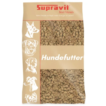 Braune, strukturierte trockene Tierfutter-Kroketten dicht gepackt, geeignet für Hunde oder Katzen.