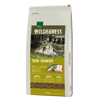 12 kg Sack "Real Nature Wilderness Senior" Hundefutter mit einem Wolf im Wald. Etikett: "True Country," 60% Fleisch, 40% Früchte/Gemüse, 0% Getreide.