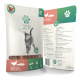 Fellicita Feline Sticks Verpackung mit einer verspielten Katze, beschriftet mit "Huhn & Lachs", 50g, zeigt Nährstoff- und Fütterungsinformationen.
