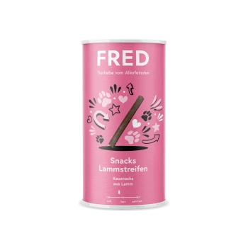 Dose mit FRED Lamm-Snacks für Haustiere, mit einem rosa Design und verspielten Grafiken sowie dem Text "Snacks Lammstreifen" und "Kausnacks aus Lamm."