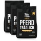 Drei schwarze Säcke Tales & Tails Perfekt Pferd Träglich Hundefutter mit Tapioka, Linsen und Kürbis, je 4 kg.