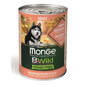 Dose mit Monge Natural Superpremium BWild Hundefutter, beschriftet mit "Lachs mit Kürbis und Zucchini", getreidefrei, für erwachsene Hunde.