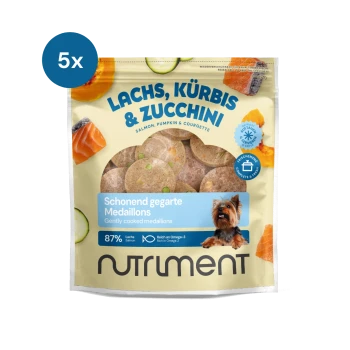 Packung Nutriment sanft gegarte Lachs-, Kürbis- und Zucchinimedallions für Hunde, mit kleinem Hundeabbild.