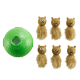 Eine grüne interaktive Spielzeugkugel mit strukturierter Oberfläche, begleitet von sechs Plüsch-Eichhörnchen-Spielzeugen mit verschiedenen Gesichtsausdrücken und pelzigen Schwänzen.