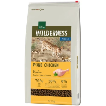 7 kg Tüte Real Nature Wilderness Adult Katzenfutter mit einem Bild einer Wildkatze. Das Etikett lautet "Pure Chicken" mit 70% Hühnchen, 30% Früchte/Gemüse.