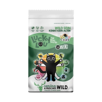 Grüne, wiederverschließbare 'Lucky Lou'-Katzenfuttertasche mit schwarzer Cartoon-Katze und den Texten 'Food Code', 'Senior', 'Geflügel & Frisches Wild'.
