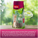 Eine Tüte PANTO Kaninchenfutter mit zwei Kaninchen auf der Vorderseite, mit Text, der hohe Akzeptanz, beste Verdaulichkeit und Vorteile für glänzendes Fell hervorhebt.