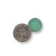 Deux boules en laine feutrée, une marron et une bleu-vert, présentées sur un fond blanc, idéales pour le temps de jeu des animaux de compagnie.