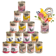 Eine Pyramide aus buntem DOGS'n TIGER Dosenfutter für Hunde, die Geschmacksrichtungen und eine Dose mit Früchten, Gemüse und einem Qualitätssiegel zeigt.