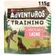 Verpackung von Purina AdVENTUROS Hundesnacks mit einer Person, die einen Hund im Wald trainiert, beschriftet mit "Reich an Lachs" und "Fettarm."