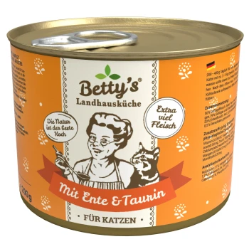 mit Ente & Taurin 6x200 g Dosenkatzenfutter von Betty's Landhausküche, mit einer Frau beim Kochen, einer Katze und Text: "Mit Ente & Taurin" und "Extra viel Fleisch."