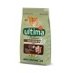 Sac de nourriture pour chat étiqueté 'Ultima Nature No Grain Adult' avec une image de chat, avec de la dinde fraîche et des légumes listés comme ingrédients.
